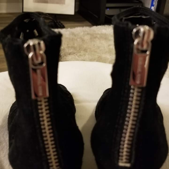 Women's Michael Kors suede sandal wedge booty - Picture 6 of 13